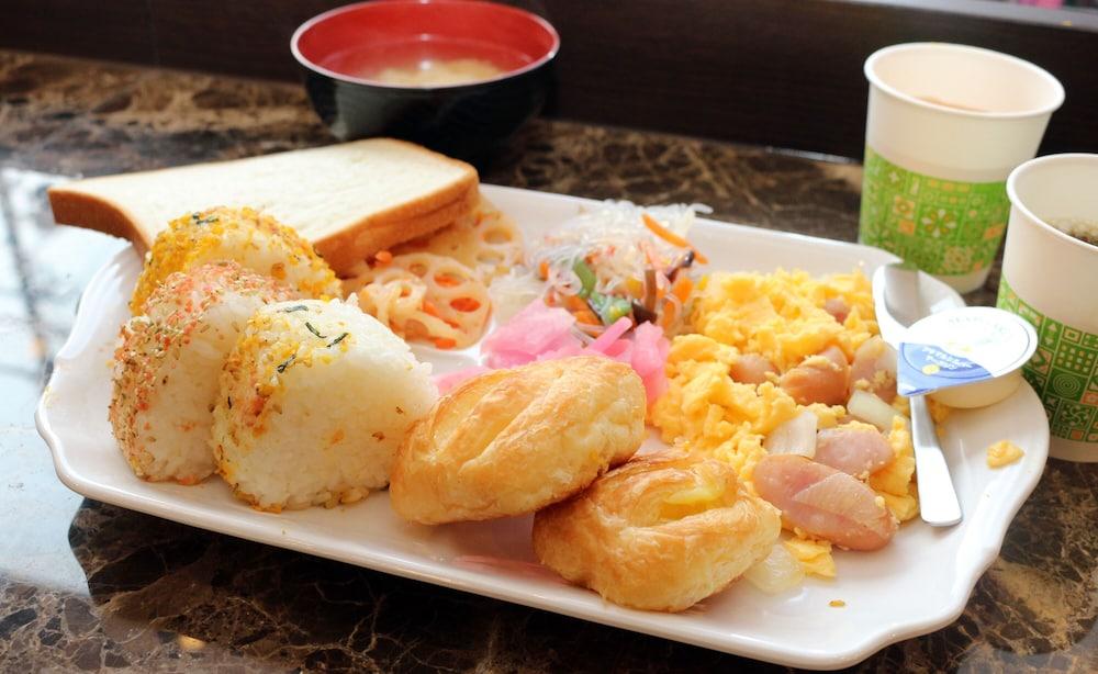 Toyoko Inn Kumamoto Ekimae Екстериор снимка
