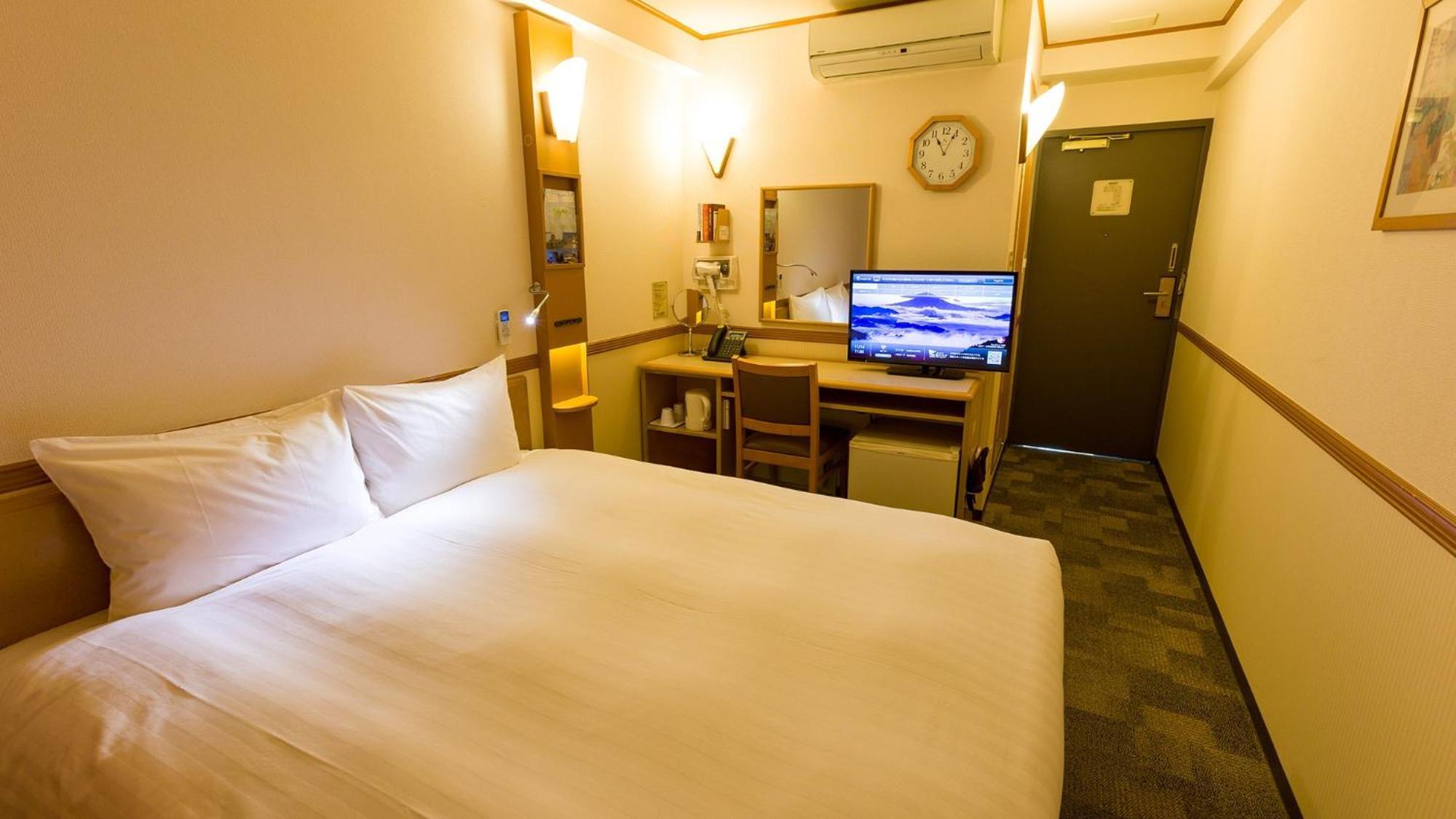 Toyoko Inn Kumamoto Ekimae Стая снимка